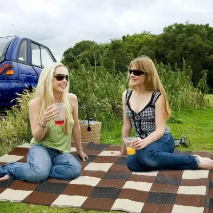 Waterproof Non-slip Outdoor Rug - Image 2