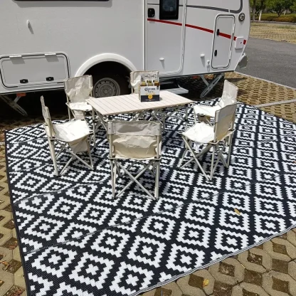 Reversible Light Weight Outdoor Rug