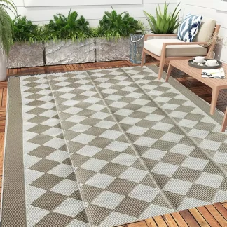 Portable Neutral Outdoor Rug