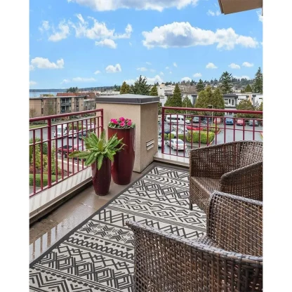 Flatweave Patio Outdoor Rug - Image 5